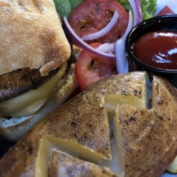 Portobello Gouda burger Portobello Gouda burger