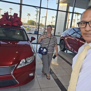 Arrowhead Lexus - Car Dealers Near Me - Peoria, Arizona