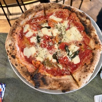 Café Maud - -Crushed Tomato Pizza - Cafes Near Me - New York, New York