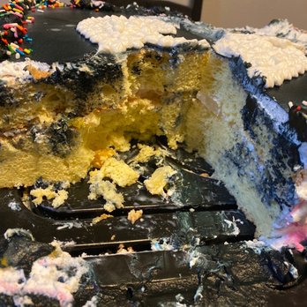 Panaderia El Angel - the inside of a cake - Bakeries Near Me - Arlington, Texas Panaderia El Angel - the inside of a cake - Bakeries Near Me - Arlington, Texas