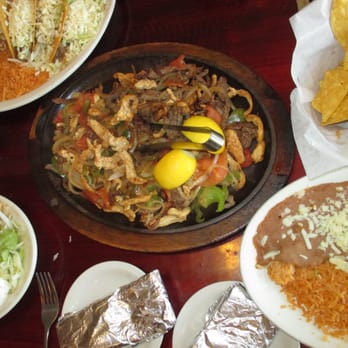 Azul Tequila - Chicken and Steak Fajitas - three beef tacos and all the trimmings. Great Taste, fast service on a busy evening meal time. - Mexican Near Me - Eau Claire, Wisconsin