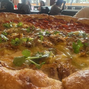 Mooney’s Pizza - Pizza Near Me - Long Beach, California