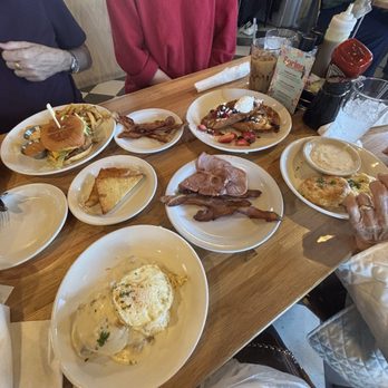 Big Bad Breakfast - Breakfast Southern style. This is how you do it in the South! - Breakfast & Brunch Near Me - Homewood, Alabama Big Bad Breakfast - Breakfast Southern style. This is how you do it in the South! - Breakfast & Brunch Near Me - Homewood, Alabama