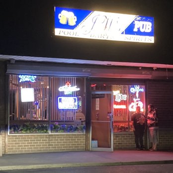 JW's Pub - Exterior of the building - Dive Bars Near Me - Ronkonkoma, New York JW's Pub - Exterior of the building - Dive Bars Near Me - Ronkonkoma, New York