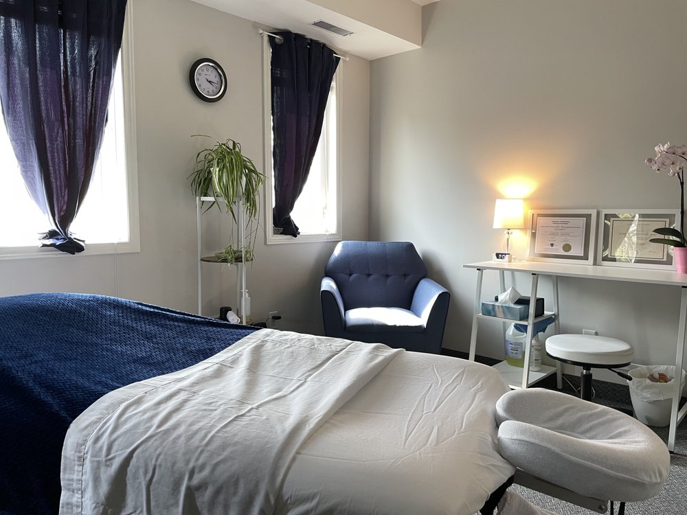 JOHNSTONE THERAPEUTIC MASSAGE Updated September 2024 Request an