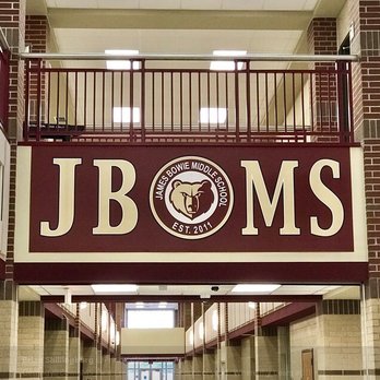 James Bowie Middle School - The hallway - Middle Schools & High Schools Near Me - Richmond, Texas James Bowie Middle School - The hallway - Middle Schools & High Schools Near Me - Richmond, Texas