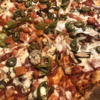 Papa Johns Pizza - Veggie pizza with hardly any cheese topping, even though I was told this is a standard amount. - Pizza Near Me - Rincon, Georgia