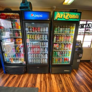 DesChamps Corner - Cold beverages by entrance - Gas Stations Near Me - Brooksville, Florida
