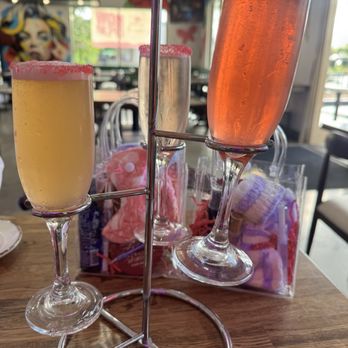 Madres Brunch - Mimosa flight - Breakfast & Brunch Near Me - Corona, California