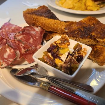Breadhive Bakery & Cafe - Cafes Near Me - Buffalo, New York Breadhive Bakery & Cafe - Cafes Near Me - Buffalo, New York