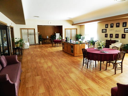 BRETTSCHNEIDER-TRETTIN-NICKEL FUNERAL CHAPEL - Updated June 2026 - 606