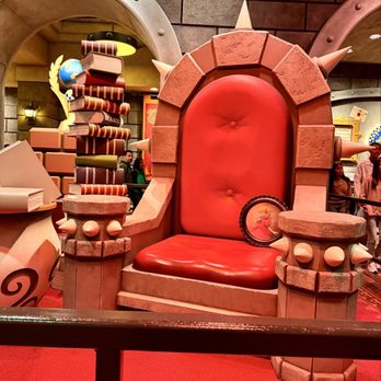Mario Kart Bowsers Challenge - Bowser's throne - Amusement Parks Near Me - Universal City, California Mario Kart Bowsers Challenge - Bowser's throne - Amusement Parks Near Me - Universal City, California