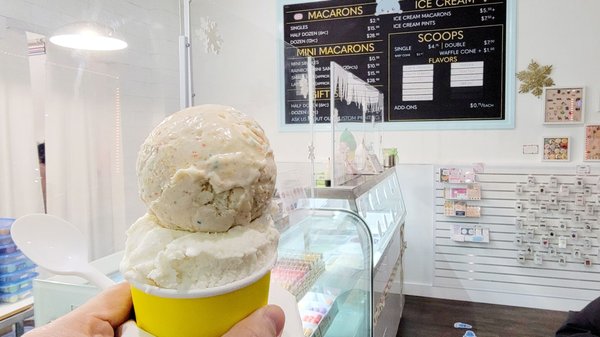 Macadons Cafe Renton by null