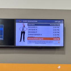 Best Buy Daytona Beach - 40 min wait WITH an appointment. Not enough chairs for the over booking. I'm sitting in the floor.