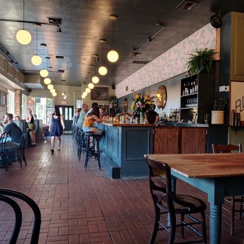 Cry Baby's - Inside - Cocktail Bars Near Me - Gainesville, Florida
