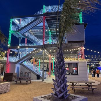 Sip Yard - Food Court Near Me - Port Aransas, Texas Sip Yard - Food Court Near Me - Port Aransas, Texas