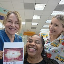 Freedman and Haas - Happy smile and client orthodontic problem fixed