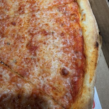 Uncle Al's - NY-Style Cheese Pie - Pizza Near Me - Edgewater, New Jersey