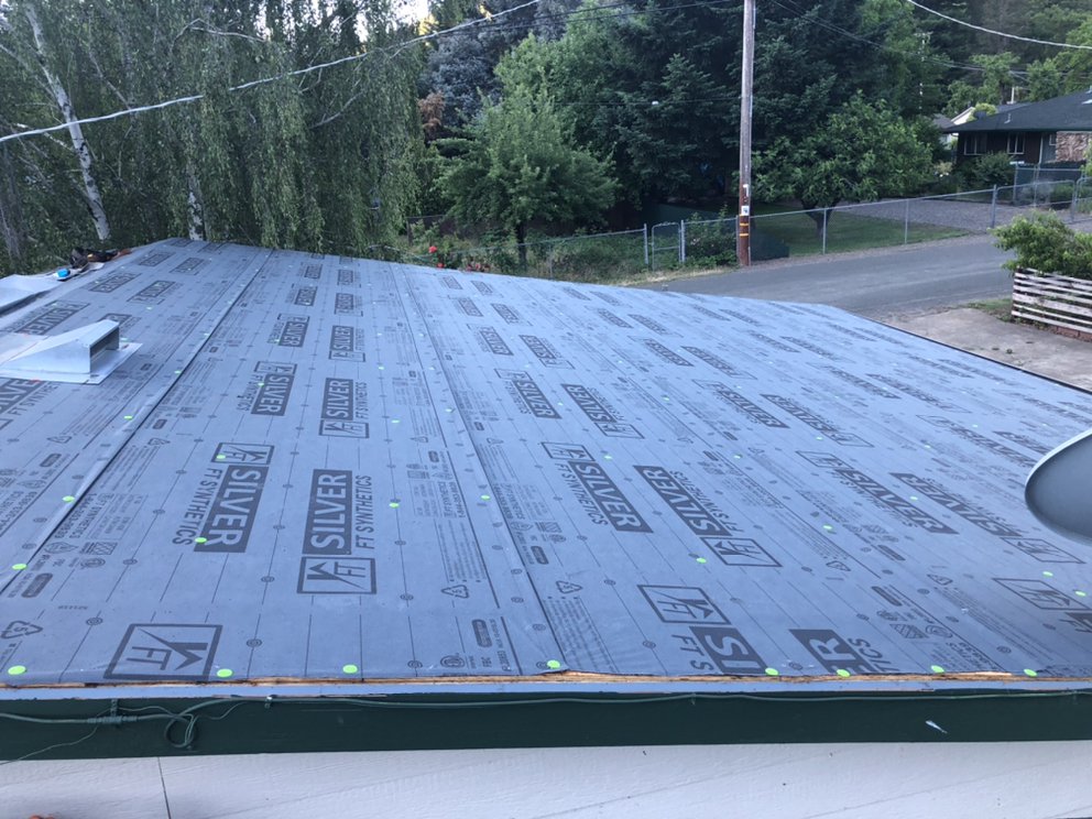 Slide of Bud Lipscomb Roofing