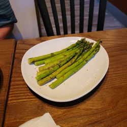 The Porterhouse - Side of asparagus