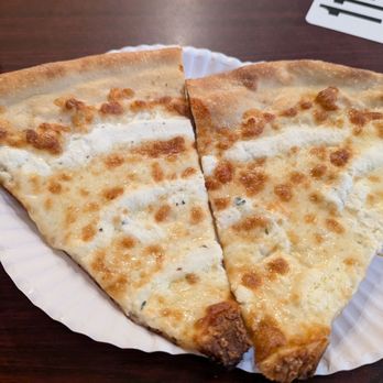 Manicomio Pizza - white - Pizza Near Me - Asheville, North Carolina Manicomio Pizza - white - Pizza Near Me - Asheville, North Carolina