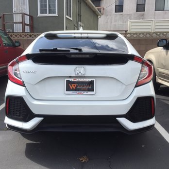 Van Nuys CDJR - Car Dealers Near Me - Van Nuys, California