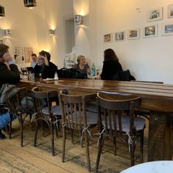 Due Baristi Espressobar - Plenty of seating