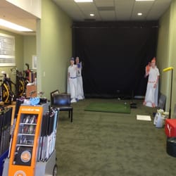 Aloha Golf Center - New AGC club fitting area!!