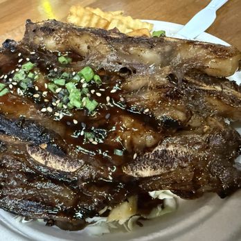 Ippy’s Hawaiian Barbeque - Kalbi beef - Barbeque Near Me - Kamuela, Hawaii Ippy’s Hawaiian Barbeque - Kalbi beef - Barbeque Near Me - Kamuela, Hawaii