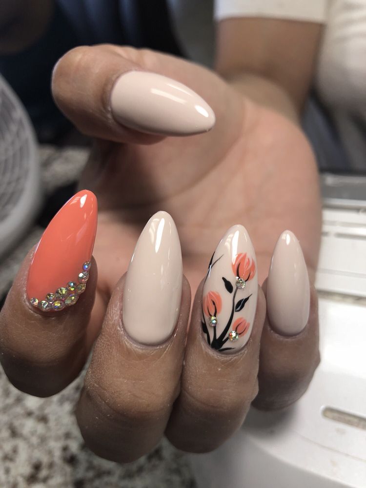 NAIL WORLD 315 Photos & 44 Reviews Nail Salons 1548 E Manning Ave