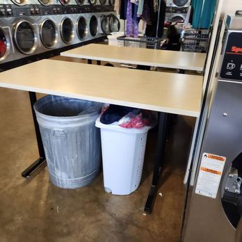 Washatopia Laundromat - Laundromat Near Me - Austin, Texas