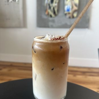 White Rose Coffee - Iced rose latte - Coffee & Tea Near Me - Miami, Florida White Rose Coffee - Iced rose latte - Coffee & Tea Near Me - Miami, Florida