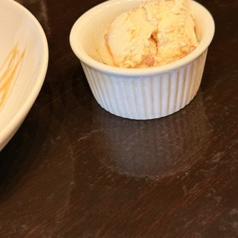 Entrevinos - Salted caramel ice cream ? I think ... - Wine Tasting Room Near Me - Carolina, Puerto Rico