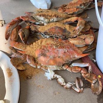 Fisherman's Crab Deck - Large crabs - Seafood Near Me - Grasonville, Maryland