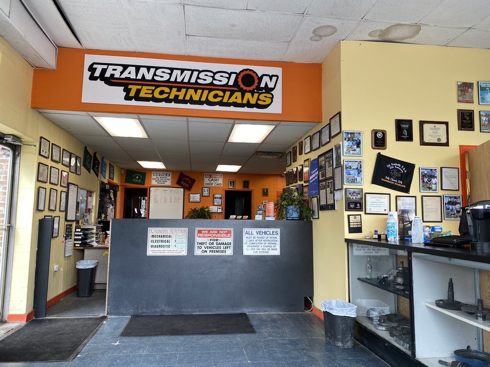 TRANSMISSION TECHNICIANS 12 Reviews 909 N Broadway, North