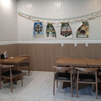 TeaMo - Inside - Cafes Near Me - San Jose, California TeaMo - Inside - Cafes Near Me - San Jose, California