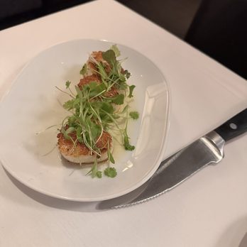 Eddie V's Prime Seafood - Georges Bank Scallops - Seafood Near Me - Mclean, Virginia Eddie V's Prime Seafood - Georges Bank Scallops - Seafood Near Me - Mclean, Virginia