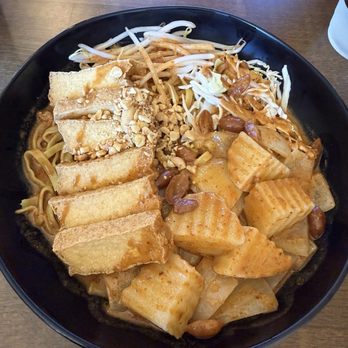 CoCoCurry - Massaman curry with egg noodles and fried tofu - Thai Near Me - San Diego, California CoCoCurry - Massaman curry with egg noodles and fried tofu - Thai Near Me - San Diego, California