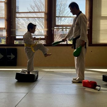 Han's Martial Arts Academy - Master Han in session - Taekwondo Near Me - Seattle, Washington Han's Martial Arts Academy - Master Han in session - Taekwondo Near Me - Seattle, Washington