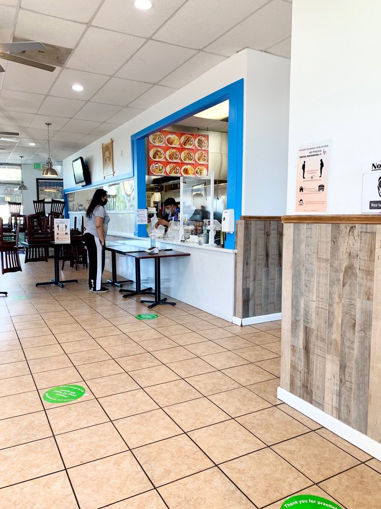 Mikonos Grill