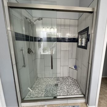 Cadillac Tile - Ugh! Before Cadillac Tile. - Tiling Near Me Cadillac Tile - Ugh! Before Cadillac Tile. - Tiling Near Me