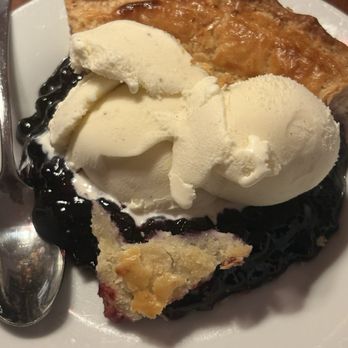 Upper Crust Bakery - Blueberry pie - Bakeries Near Me - Lake Worth, Florida