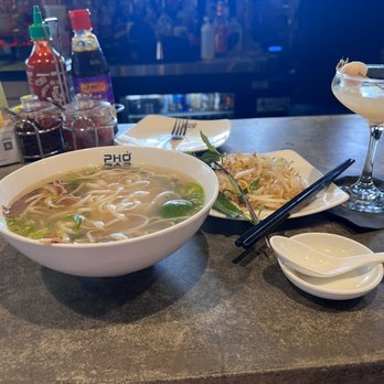 Pho Bar Vietnamese Kitchen - Beef RARE EYE ROUND & FLANK PHO l Pho Tai Nam - Vietnamese Near Me - Davie, Florida Pho Bar Vietnamese Kitchen - Beef RARE EYE ROUND & FLANK PHO l Pho Tai Nam - Vietnamese Near Me - Davie, Florida