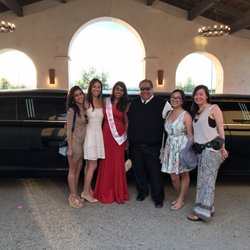 Vineyard Coast Transportation - Limousine Master and Bachelorette Group