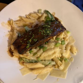 Catherine's Restaurant - Rasta Pasta with Jerk Salmon - Caribbean Near Me - Laurel, Maryland