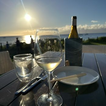 Ulu Kitchen - Sunset at Ulu - Hawaiian Near Me - Lahaina, Hawaii