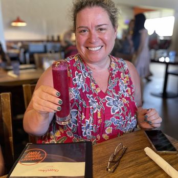 Slappy Cakes - Passion fruit mimosa! - Breakfast & Brunch Near Me - Lahaina, Hawaii