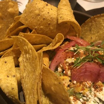 Earls Kitchen + Bar - Avocado corn dip - Cocktail Bars Near Me - Honolulu, Hawaii
