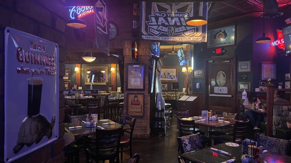 Steiner's Pub by null