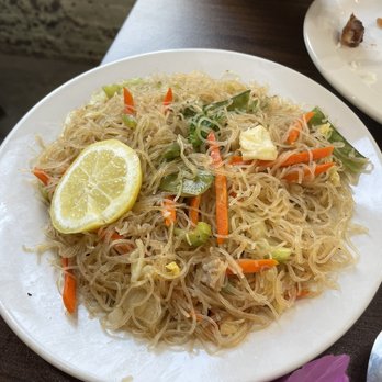 Kain Tayo - Pancit - Pan Asian Near Me - St. Louis, Missouri Kain Tayo - Pancit - Pan Asian Near Me - St. Louis, Missouri